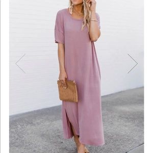 NWT Pink Lily Simple Melody Midi Mauve T-shirt dress